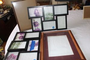 lot 141 image: Photo Frames