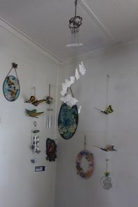 lot 149 image: Butterfy Wind Chimes and Sun Catchers