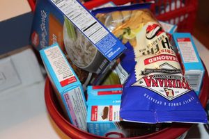 lot 300 image: Food, Mostly Pudding (sugar Free)