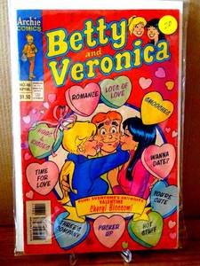 lot 20 image: BETTY & VERONICA #86 DAN DECARLO 1995 VALENTINES CHERYL BLOSSOM GGA NEWSSTAND