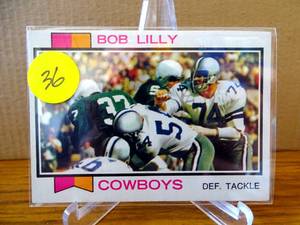lot 36 image: 1973 Topps #450 - Bob Lilly - Dallas Cowboys