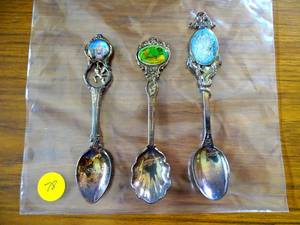 lot 78 image: RARE DISNEY TINKERBELL PLUS OTHER SILVER PLATED COLLECTORS SPOONS