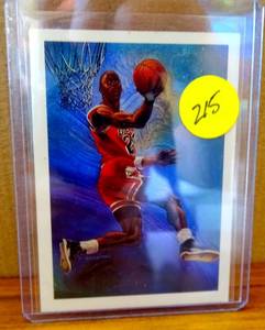 lot 215 image: Michael Jordan 1990-91 NBA Hoops Team Checklist #358 Chicago Bulls - HOF