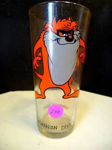 lot 240 image: Vintage 1973 PEPSI Collector Series Taz TASMANIAN DEVIL Glass Warner Bros $$