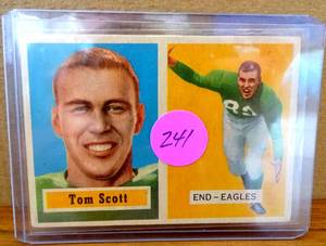 lot 241 image: Tom Scott 1957 Topps #25 Philadelphia Eagles - NICE CARD