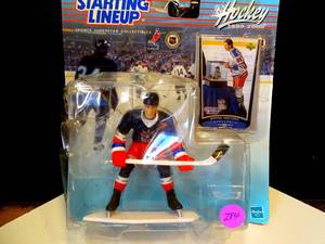 lot 284 image: Starting Lineup 1999 NHL Hockey Wayne Gretzky New York Rangers Action Figure $$