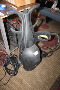 lot 33 image: Pressure washer model TW1800
