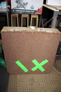 lot 10 image: (4) Spring boards