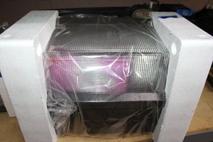 lot 89 image: Outdoor or commercial lighting Wall cube luminary
