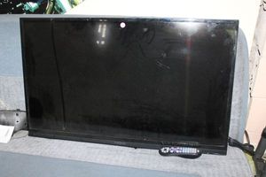 lot 96 image: Insignia LED TV model NS39D400NA14