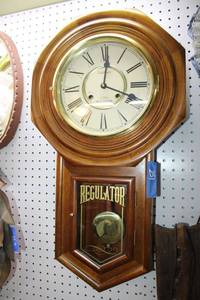 lot 251 image: Regulator 31 day pendulum wall clock