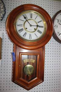 lot 252 image: Regulator 31 day pendulum wall clock