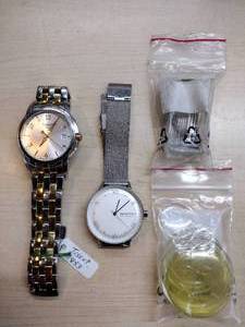lot 300 image: Jewelry watches