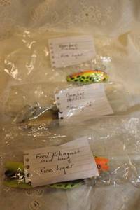 lot 333 image: Fishing lures descriptions in photos
