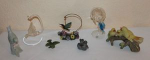 lot 22 image: Small Resign and Ceramic Bird Home Dcor Figures