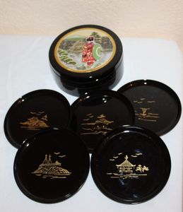 lot 28 image: Vintage Japanese Black Lacquerware Coaster Set