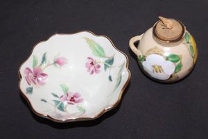 lot 32 image: Small Ceramic Dish with Miniature Hand Painted Jug