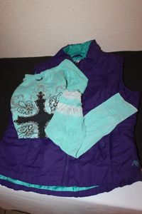 lot 43 image: Womens Vest and Long Sleeve T-shirt with Cross