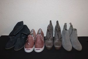 lot 93 image: Four Pairs of Womens Shoes