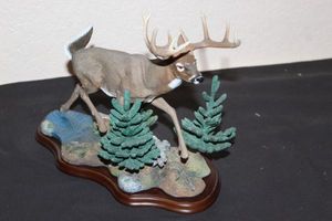 lot 95 image: Franklin Mint Deer Figurine