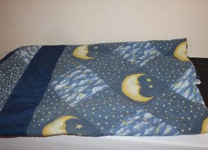 lot 103 image: Queen Size Moon Quilt