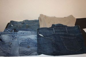 lot 119 image: Mens Pants 48x32