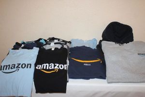 lot 121 image: Amazon Swag XXL