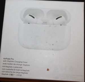lot 3 image: Apple Air pods Pro with MagSafe Charging Case Model A2083 A2084 A2190