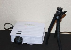 lot 10 image: Mini Projector with Tripod