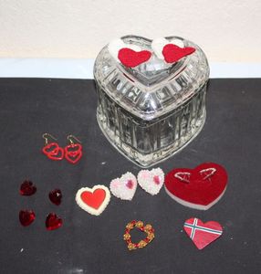 lot 177 image: Heart Themed Items, Glass Trinket Dish, Jewelry and more