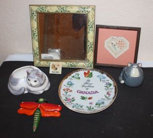lot 198 image: Home Decor Pieces