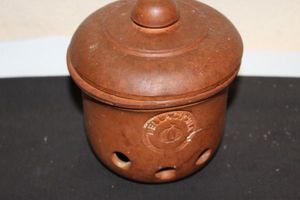 lot 199 image: Terracotta Garlic Keeper