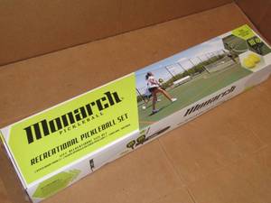 lot 29 image: Monarch recreational pickle ball set in original box