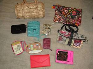 lot 55 image: Name brand assorted ladys wallets and accessories including Betsey Johnson, SoleSociety, Desigual,,,,, plus