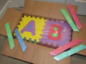 lot 60 image: Alphabet connecting floor matpadding