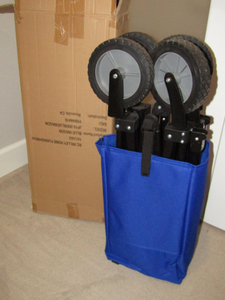 lot 61 image: RC Willey home furnishings Blue canvas folding cart