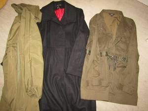 lot 81 image: Name brand trench coats, Simply Vera, Lane Bryant, Angvns rain coat