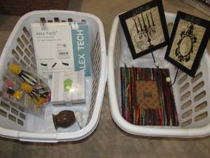 lot 90 image: Home decor and laundry baskets plus Bulb hanger tool kit