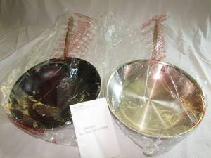 lot 100 image: Williams-Sonoma unused stainless steel Hestan made in Italy cooking pans