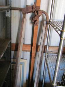 lot 61 image: VINTAGE PIECE OF FARM EQUIPMENT