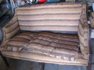 lot 32 image: vintage chase lounge