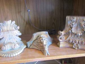 lot 143 image: DECORATIVE PIECES qty 3