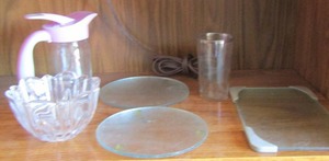 lot 161 image: syrup pourer - cutting board- hot plates