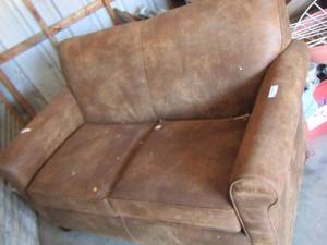 lot 37 image: brown love seat needs cleaned but comfy
