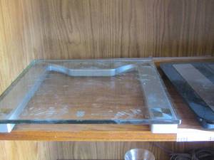 lot 44 image: 2 bathroom scales