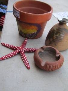 lot 202 image: outdoor dcor