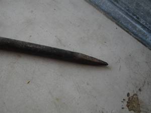 lot 218 image: crow bar