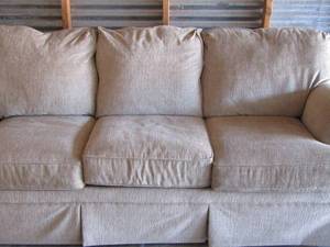 lot 305 image: HOMELIFE FLEXSTEEL SOFA  - VERY NICE