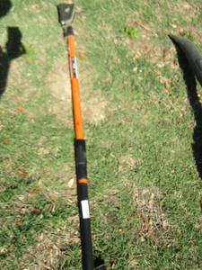 lot 74 image: Electric Remington pole saw