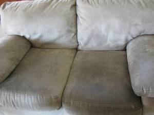 lot 58 image: LOVE SEAT tan color